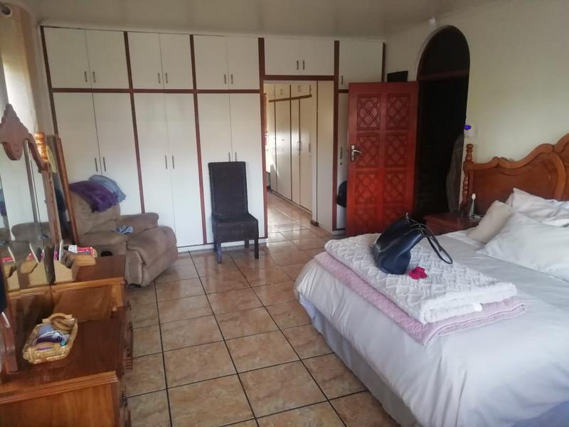 6 Bedroom Property for Sale in Joubertina Rural Eastern Cape